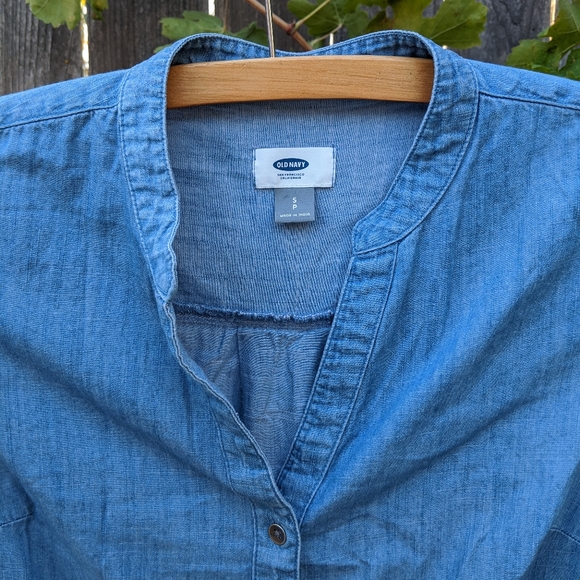 Old Navy Denim Dress - Picture 3 of 7